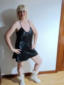 631939701: Chica busca chico en Madrid