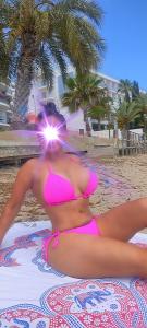 Chica busca chico en Ibiza: 