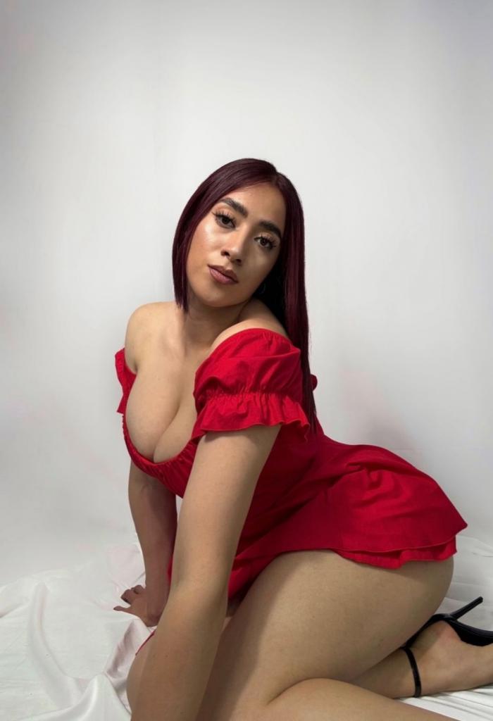 613900524: Chica busca chico en Sevilla