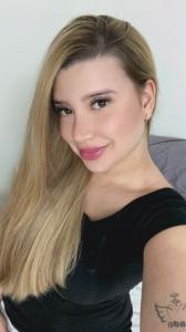 612428989: Chica busca chico en Sevilla