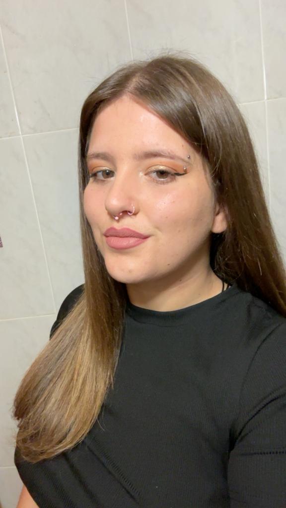 654955889: Chica busca chico en Navarra