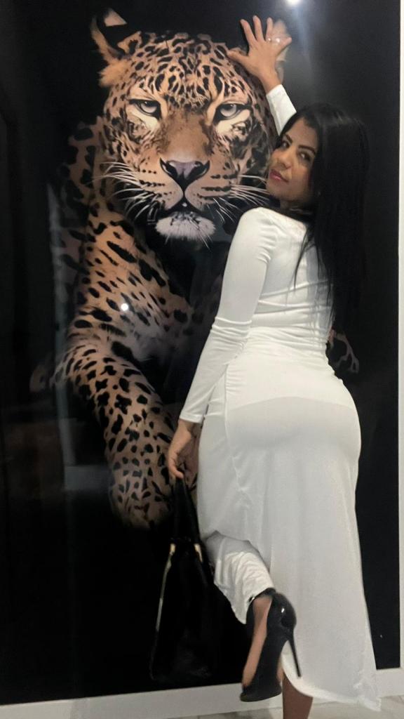 637977154: Chica busca chico en Valencia