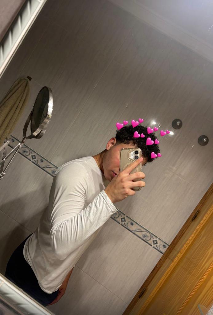 Chico busca chica en Asturias: 