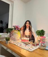 677016162: Chica busca chico en Sevilla