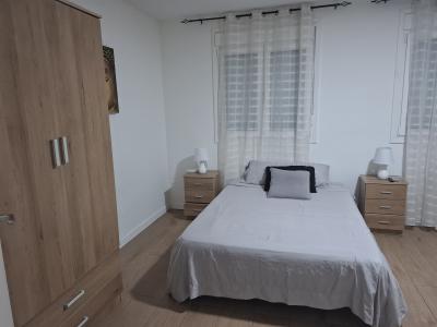 677654043:  en Lérida