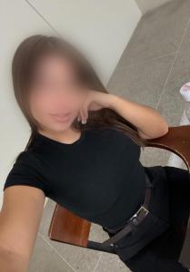 612247182: Chica busca chico en La Coruña