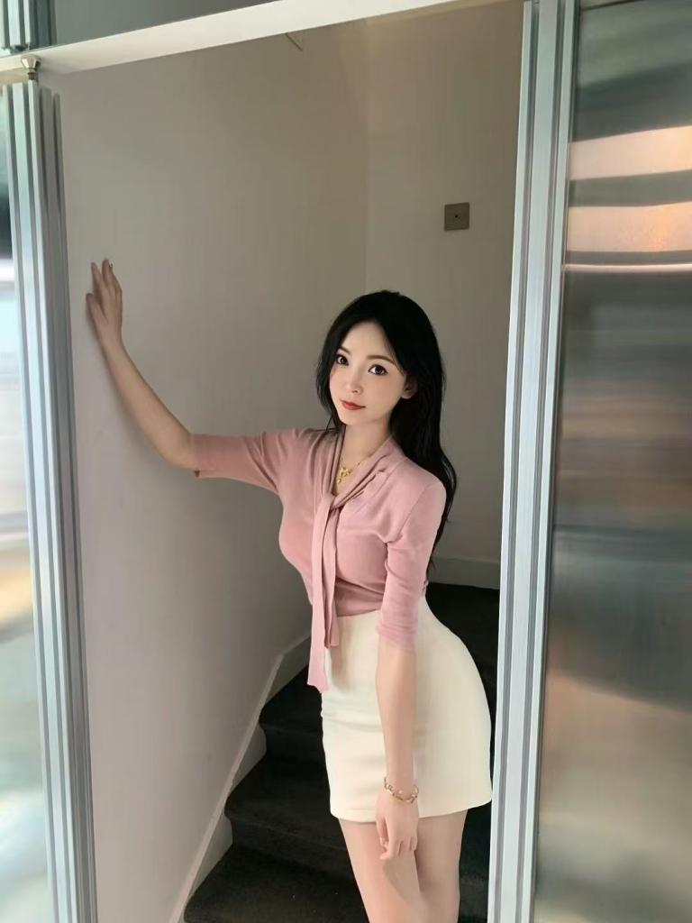 643812939: Chica busca chico en Madrid