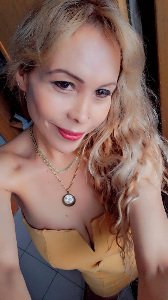 603144383: Transexual en Pontevedra