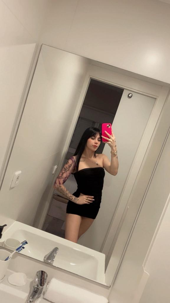 614896717: Chica busca chico en Madrid