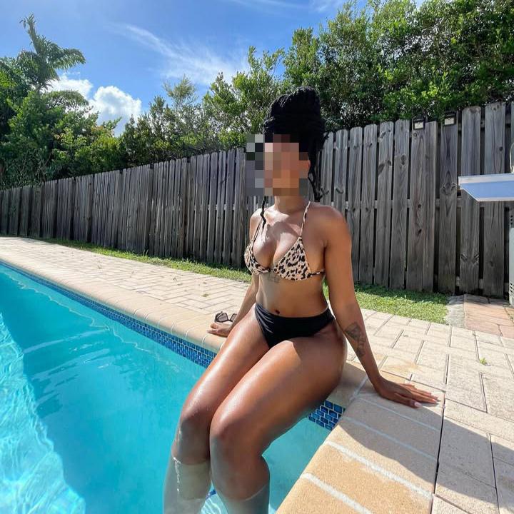 641986631: Chica busca chico en La Coruña