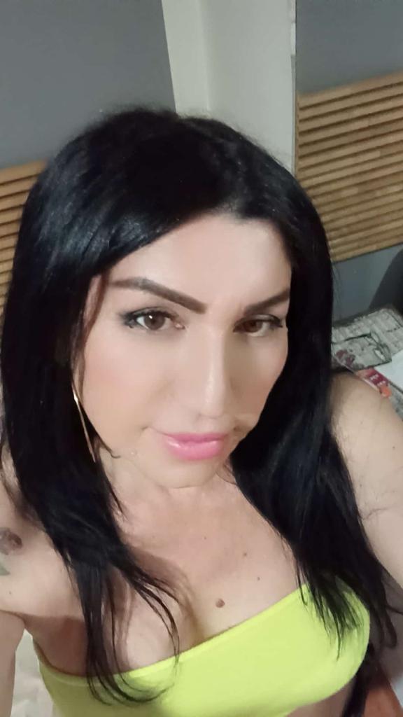 631221053: Travesti en Barcelona