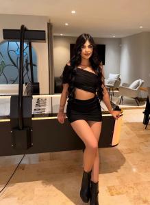 610643670: Chica busca chico en Gerona