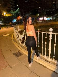 664227974: Chica busca chico en Almería