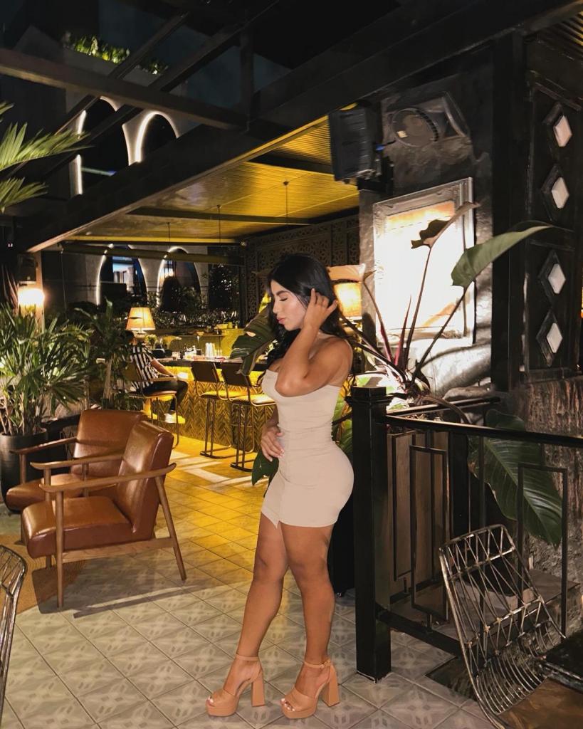 643654485: Chica busca chico en Alicante