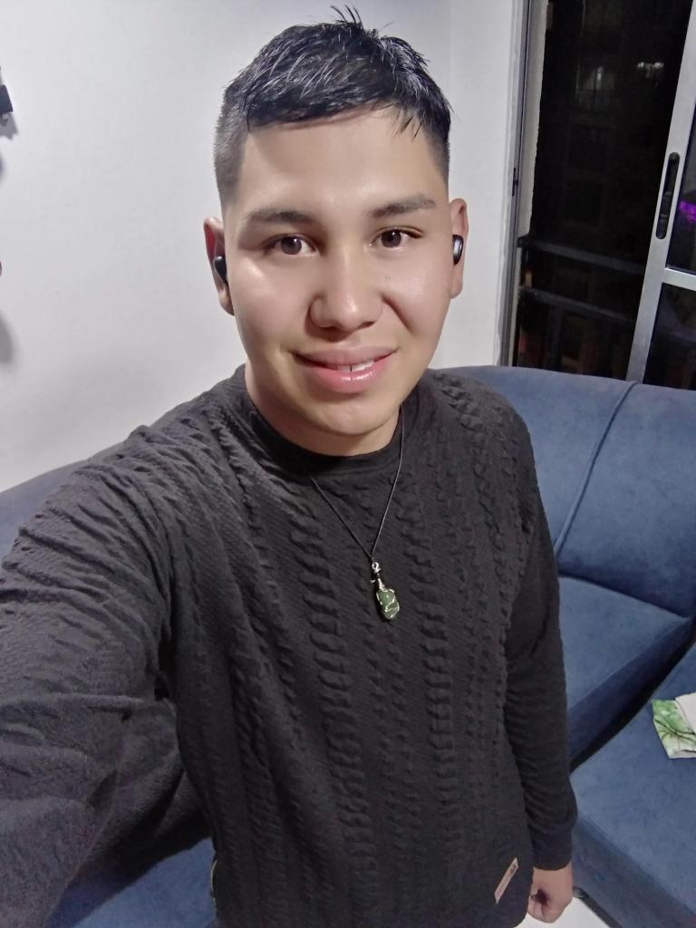 742003667: Chico busca chica en Málaga