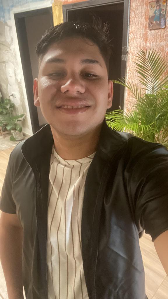 742003667: Chico busca chica en Málaga