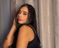 664035348: Chica busca chico en Madrid