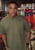 633725300: Chico busca chica en Barcelona