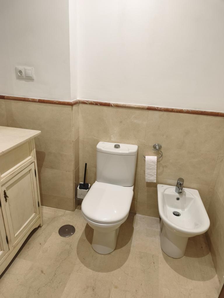 645898573:  en Málaga