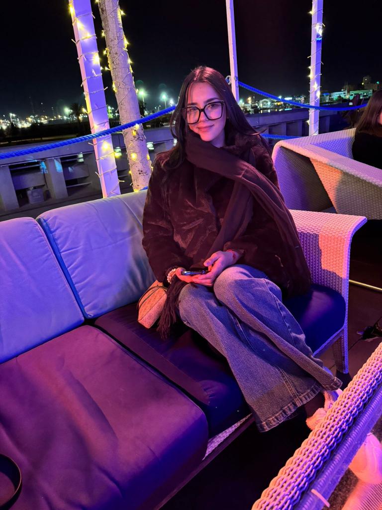 617411675: Chica busca chico en Valencia