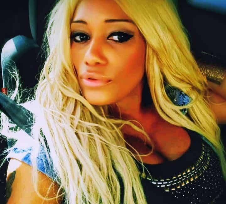 633977714: Chica busca chico en León