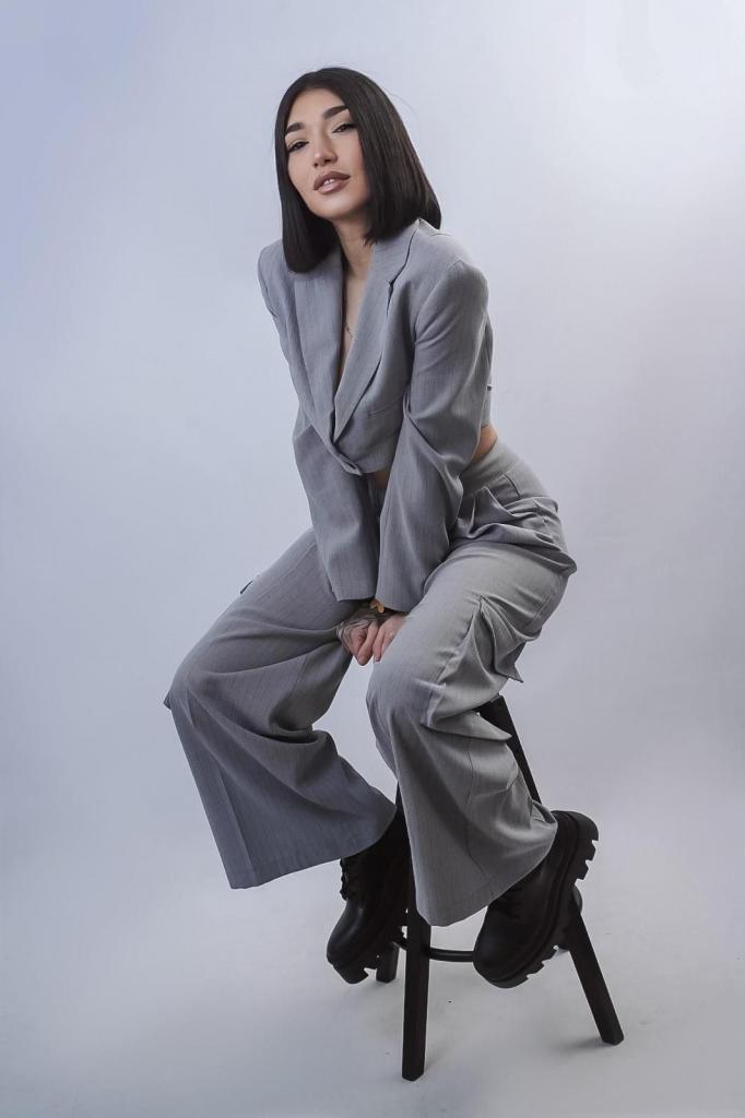 642394241: Chica busca chico en Madrid