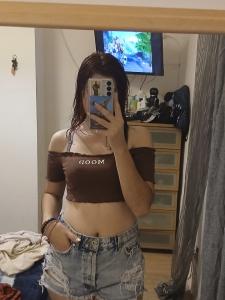 614931645: Chica busca chico en Madrid