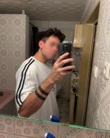 653046514: Chico busca chica en Madrid