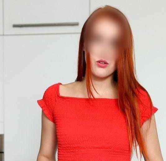 684747839: Chica busca chico en Málaga