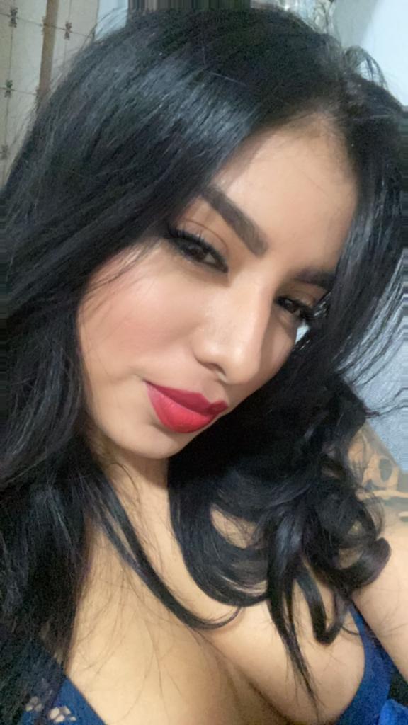 Chica busca chico en Cádiz: 