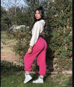 624683335: Chica busca chico en Madrid