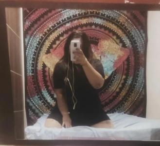 611325862: Chica busca chico en Barcelona