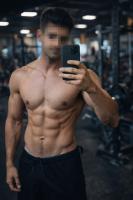 669815241: Chico busca chica en Ibiza