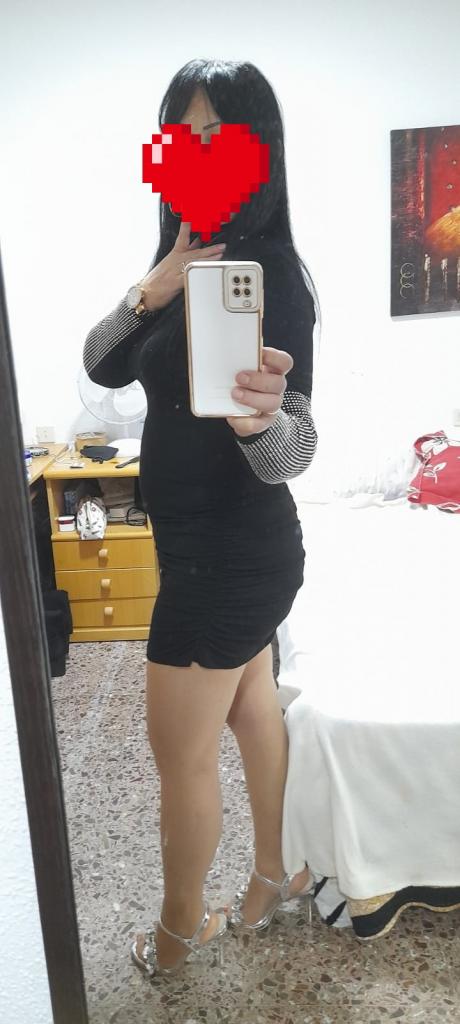 642370794: Chica busca chico en Murcia