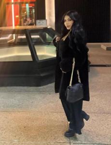 613717365: Chica busca chico en Tarragona