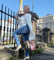 654627190: Chica busca chico en La Coruña