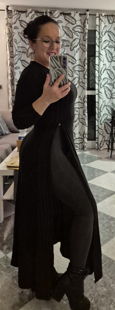 679502043: Chica busca chico en Málaga