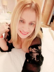 603875379: Chica busca chico en Valencia