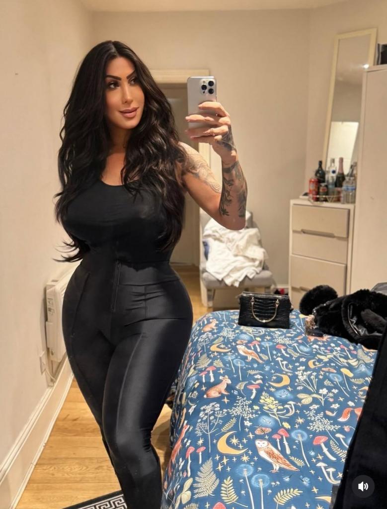 603210588: Travesti en Barcelona