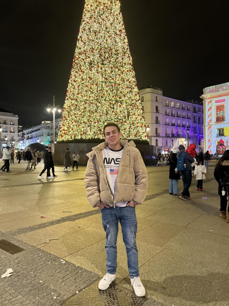 605285794: Chico busca chica en Guadalajara