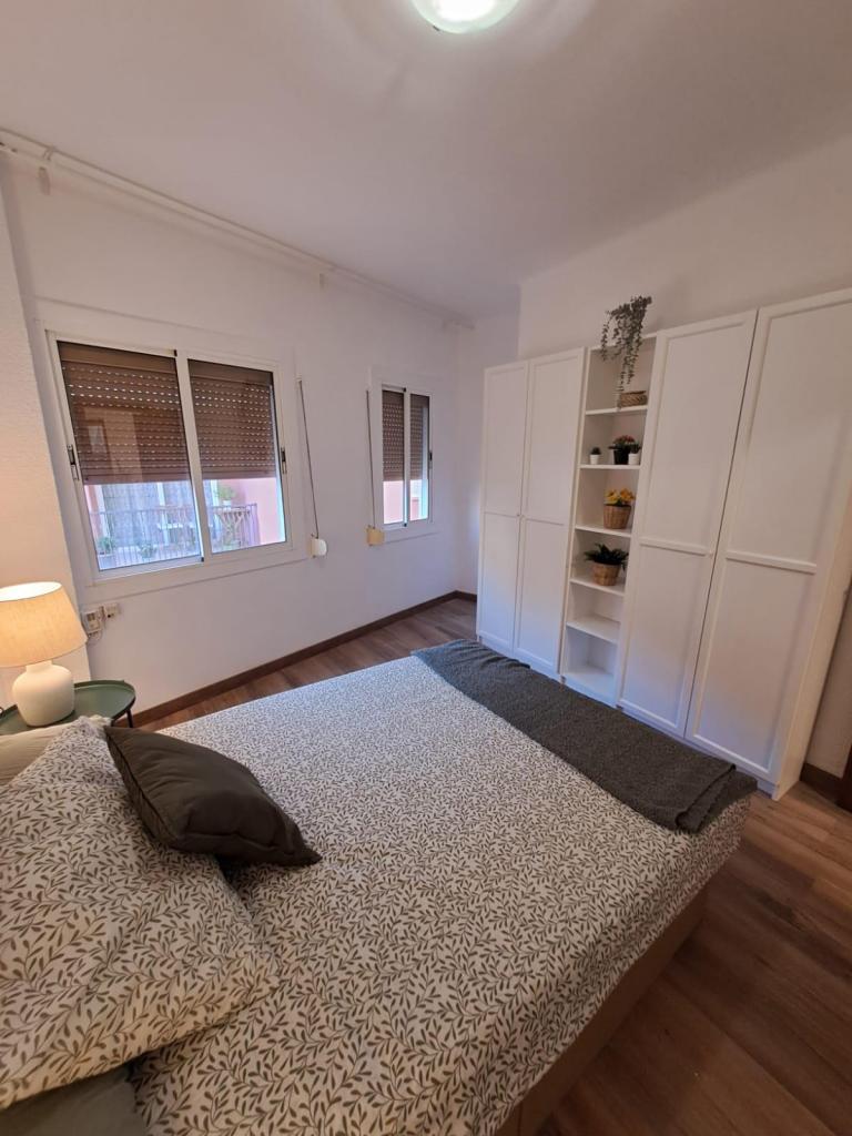 677779840:  en Barcelona