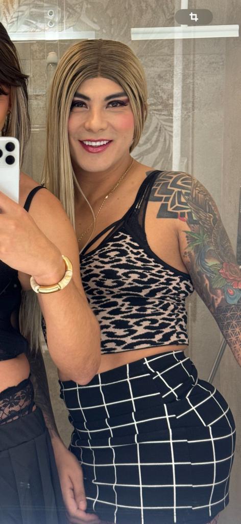 742093992: Transexual en Pontevedra