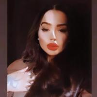 678385467: Chica busca chico en Madrid