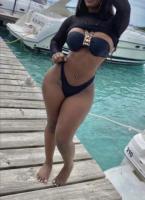 611274019: Chica busca chico en Barcelona