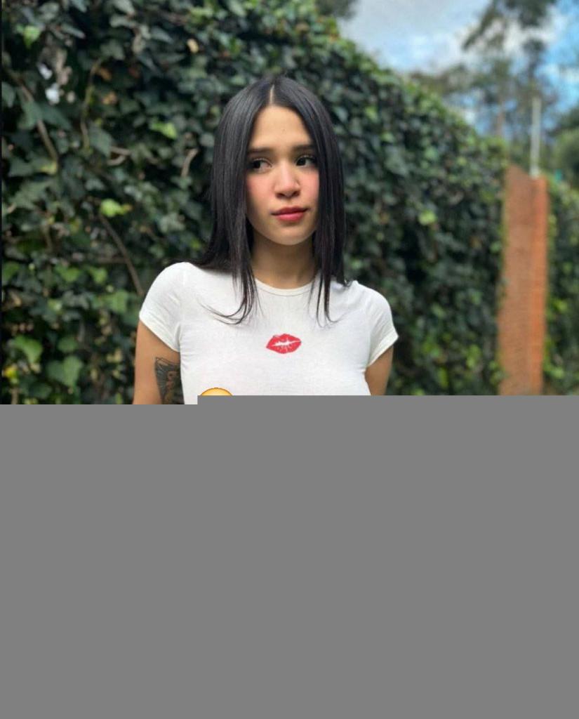 627502459: Chica busca chico en Sevilla