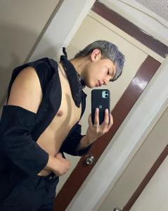 643176930: Chico busca chica en Zaragoza