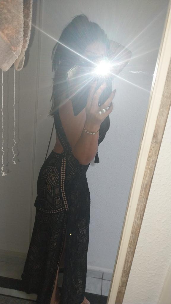 631121599: Chica busca chico en Gerona