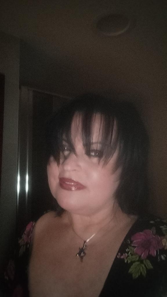 639772782: Chica busca chico en Navarra