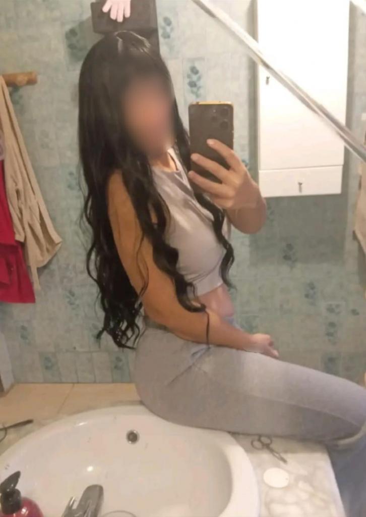 624865224: Chica busca chico en Madrid