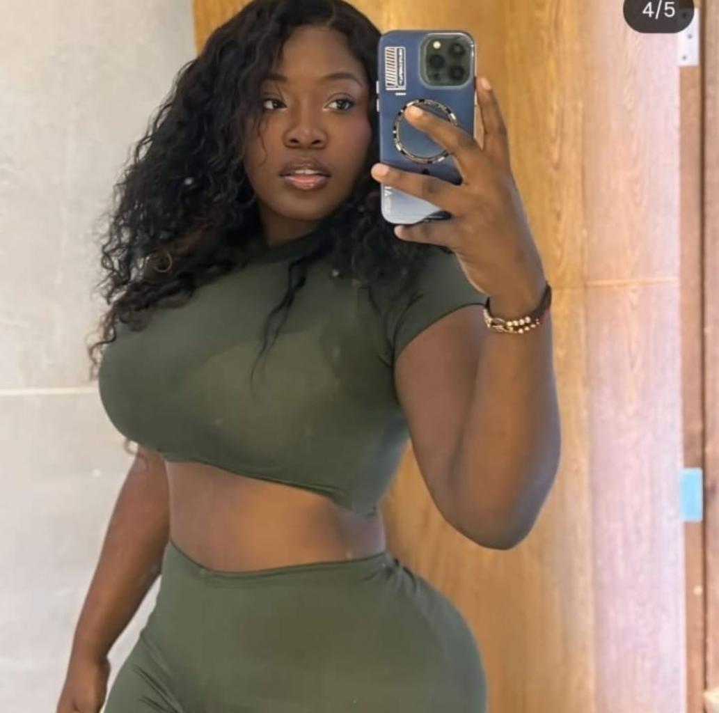 600252313: Chica busca chico en Sevilla